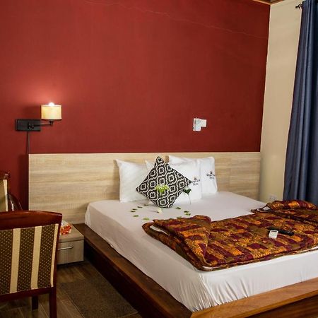 Grand Star Hotel North Legon Екстериор снимка