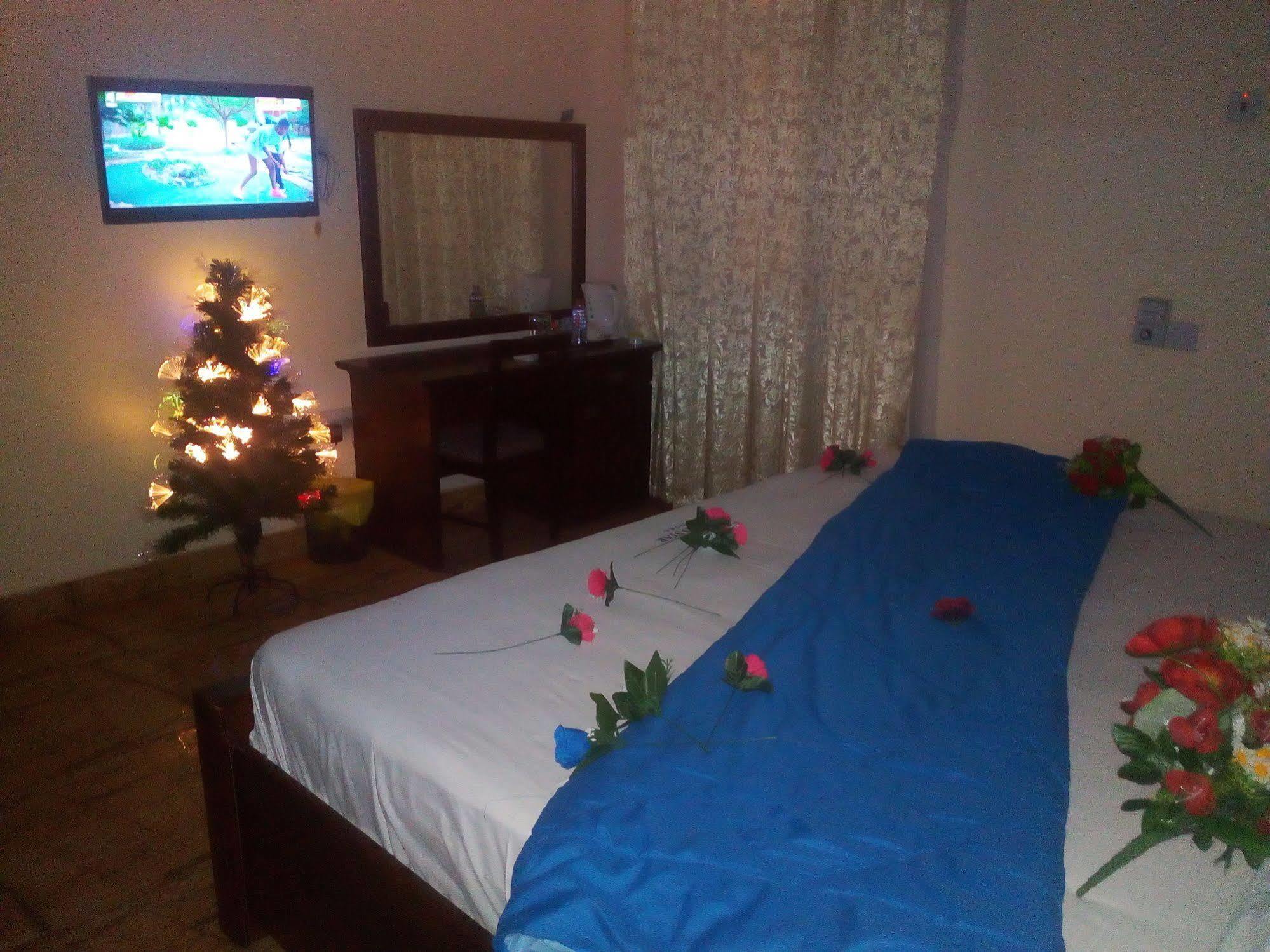 Grand Star Hotel North Legon Екстериор снимка