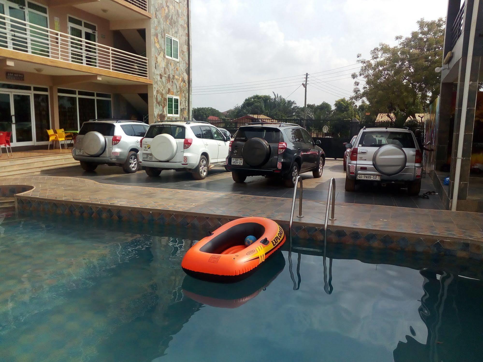 Grand Star Hotel North Legon Екстериор снимка